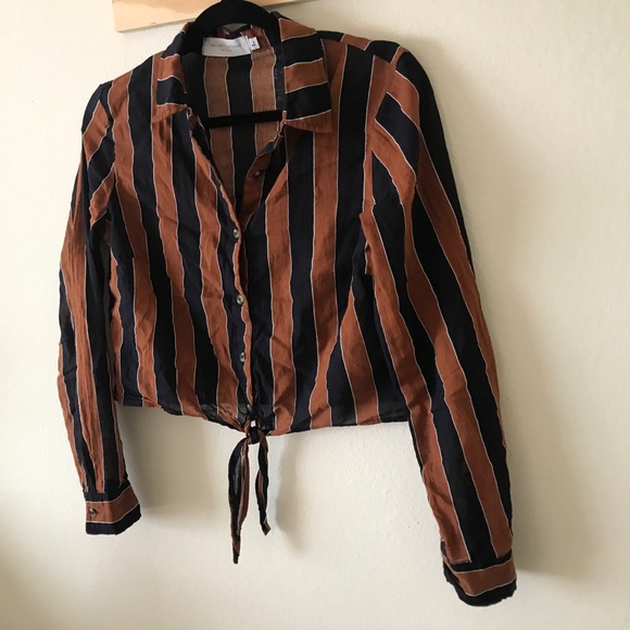 Tan & Blue Stripe Long Sleeves Crop Top - Picture 2 of 4